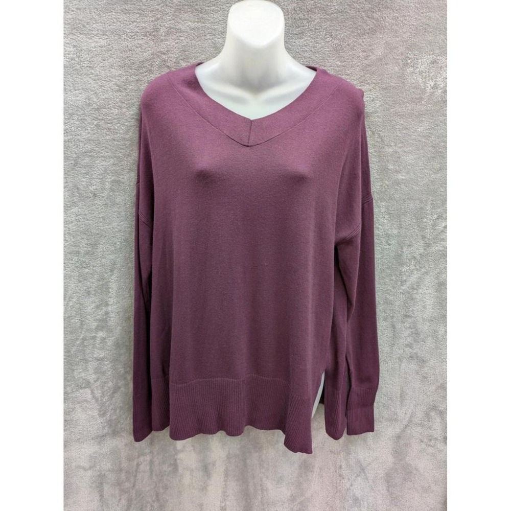 Minimalist‎ Vneck Sweater Womens Small Side Slits Casual Cozy Office Capsule